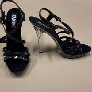 Gorgeous Sexy Jante Black Patent Strappy Heels